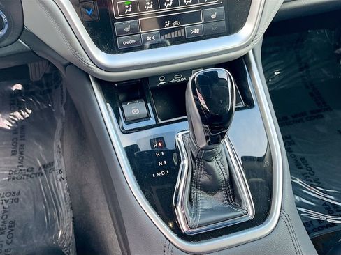 Used 2024 Subaru Outback Limited image 17