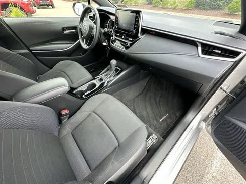 Used 2021 Toyota Corolla SE w/ Carpet Mat Package (TMS) FWD image 19