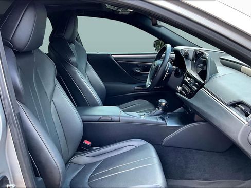 Used 2022 Lexus ES 350 F Sport w/ Accessory Package 2 FWD image 9