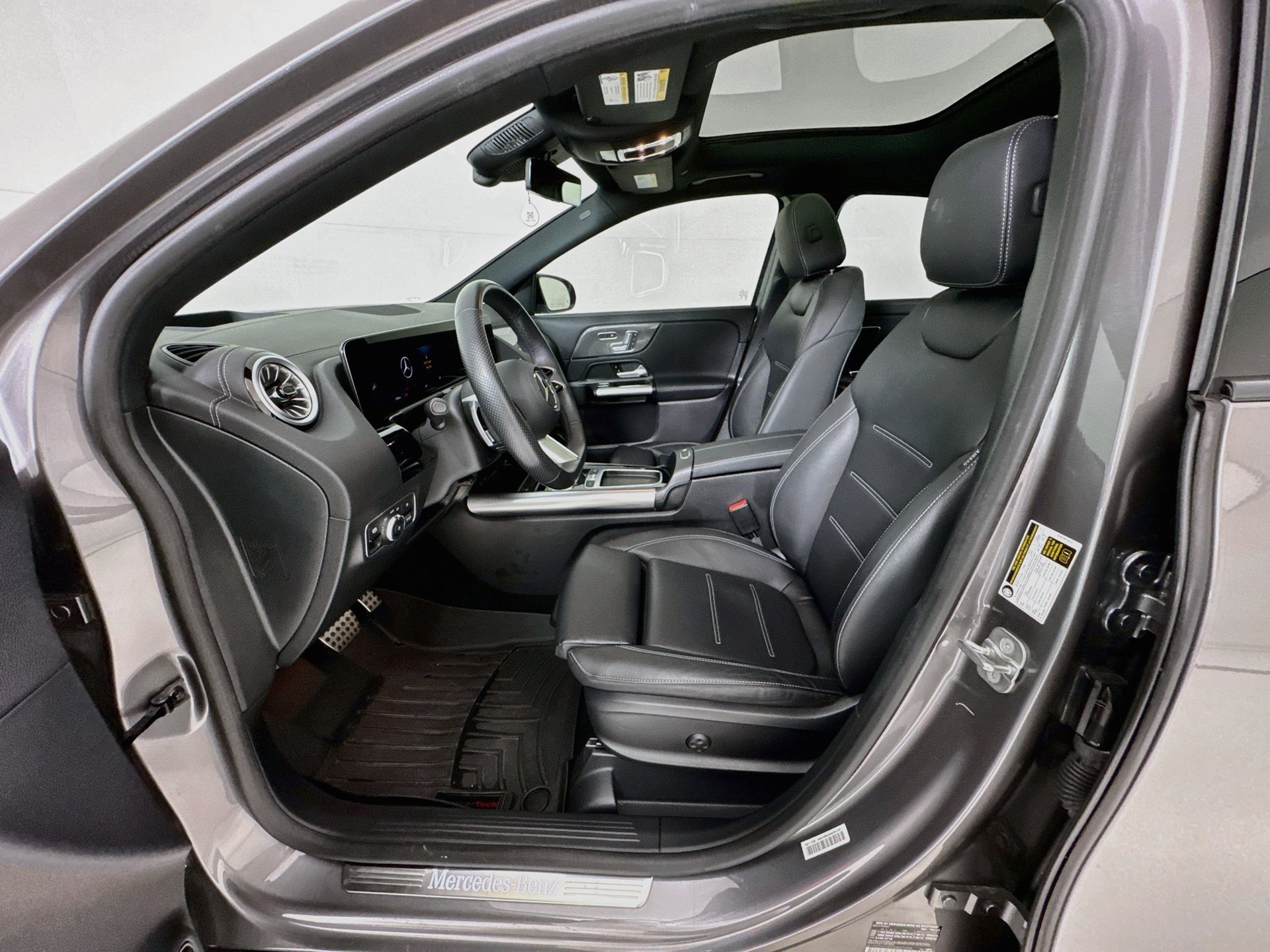 Used 2025 Mercedes-Benz GLA 250 image 22