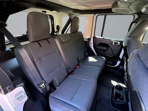 New 2026 Jeep Wrangler Unlimited Rubicon AWD/4WD image 9