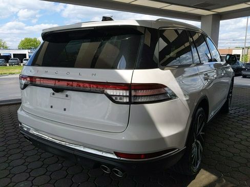 Certified 2025 Lincoln Aviator Reserve w/ Equipment Group 201A AWD/4WD image 5