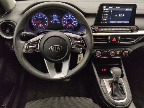 Used 2021 Kia Forte LXS FWD image 22