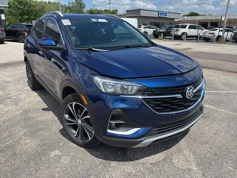 Used 2022 Buick Encore GX Select image 2