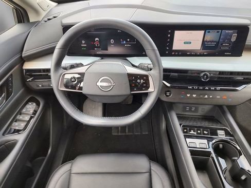 Used 2025 Nissan Murano SL AWD/4WD image 10