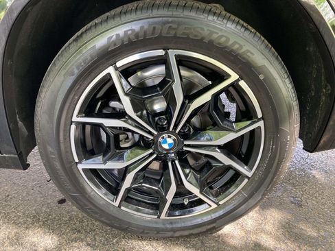 Used 2024 BMW X3 xDrive30i w/ M Sport Package AWD/4WD image 7