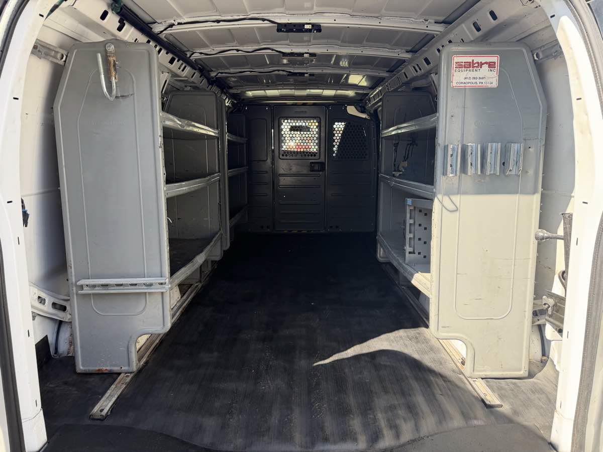 Used 2019 GMC Savana 2500 Extended RWD image 13