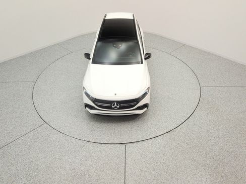 Used 2023 Mercedes-Benz EQB 350 4MATIC SUV image 10