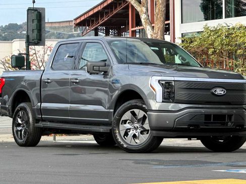 New 2025 Ford F150 Lightning Flash image 9
