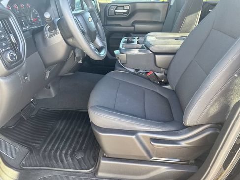 Used 2021 Chevrolet Silverado 1500 Custom AWD/4WD image 9