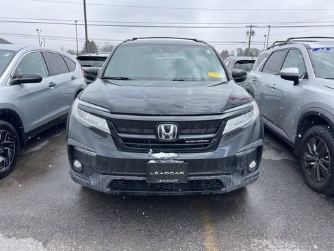 Used 2022 Honda Pilot Black Edition image 2