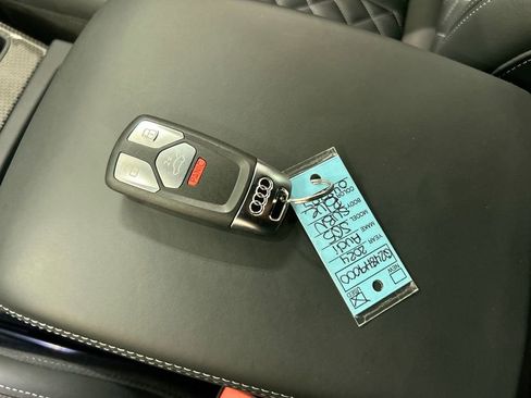 Used 2024 Audi SQ5 Premium Plus image 13