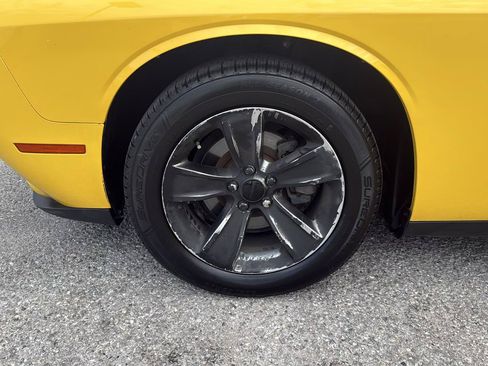 Used 2018 Dodge Challenger SXT RWD image 25
