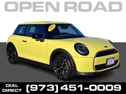 Used 2025 MINI Cooper S FWD image 1