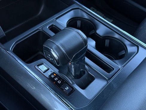 Certified 2022 Ford F150 XLT w/ Equipment Group 302A High image 31