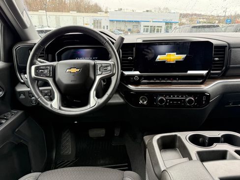 Used 2023 Chevrolet Silverado 1500 LT image 20