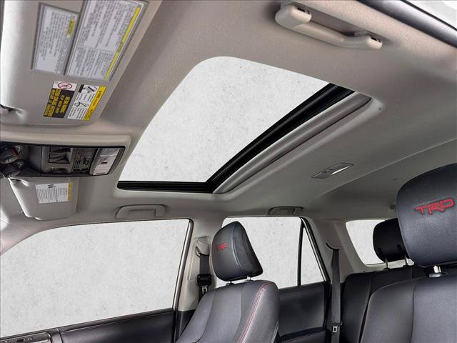 Used 2024 Toyota 4Runner TRD Off-Road Premium w/ Moonroof Package AWD/4WD image 2