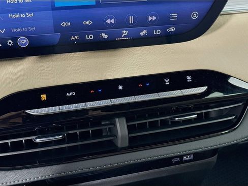 New 2026 Buick Enclave Preferred image 17