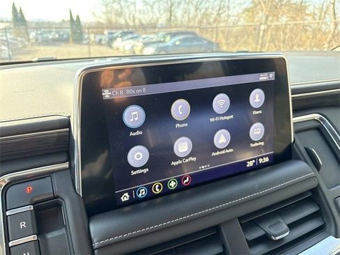 Used 2021 GMC Yukon XL SLT image 34