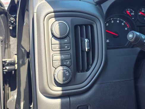 New 2026 Chevrolet Silverado 1500 Custom Trail Boss w/ Midnight Edition AWD/4WD image 19