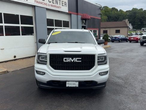 Used 2017 GMC Sierra 1500 Denali w/ Denali Ultimate Package AWD/4WD image 2