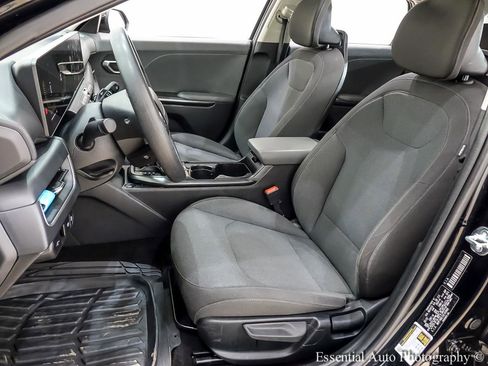 Used 2025 Kia K4 FWD image 13