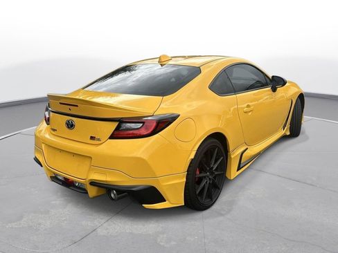 Certified 2026 Toyota GR86 YUZU Limited w/ GR Aero Kit RWD image 6