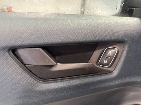 Used 2025 Ford Maverick XL w/ Equipment Group 102A AWD/4WD image 27