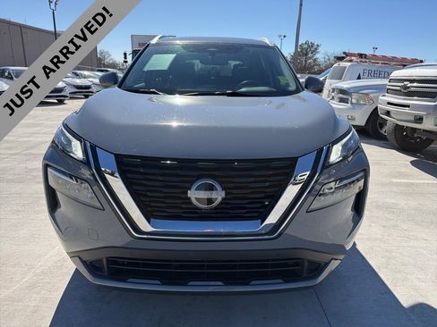 Certified 2023 Nissan Rogue SL w/ SL Premium Package image 2