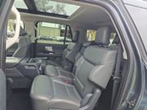 Used 2025 Ford Expedition Max Active AWD/4WD image 11