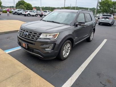 Used 2017 Ford Explorer XLT