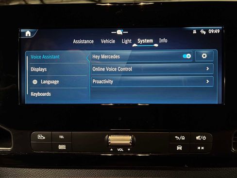 Used 2025 Mercedes-Benz Sprinter 2500 image 33