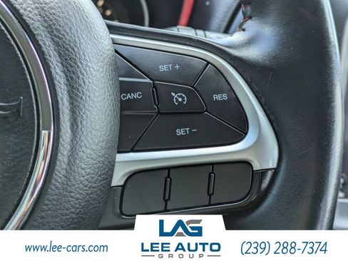 Used 2017 Jeep Compass Trailhawk w/ Leather Interior Group AWD/4WD image 22