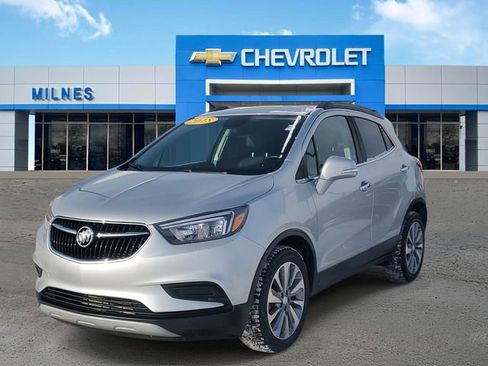 Used 2018 Buick Encore Preferred image 2