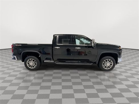 New 2026 Chevrolet Silverado 3500 LTZ w/ LTZ Convenience Package image 12