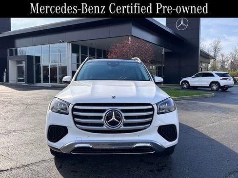 Used 2024 Mercedes-Benz GLS 450 4MATIC image 3