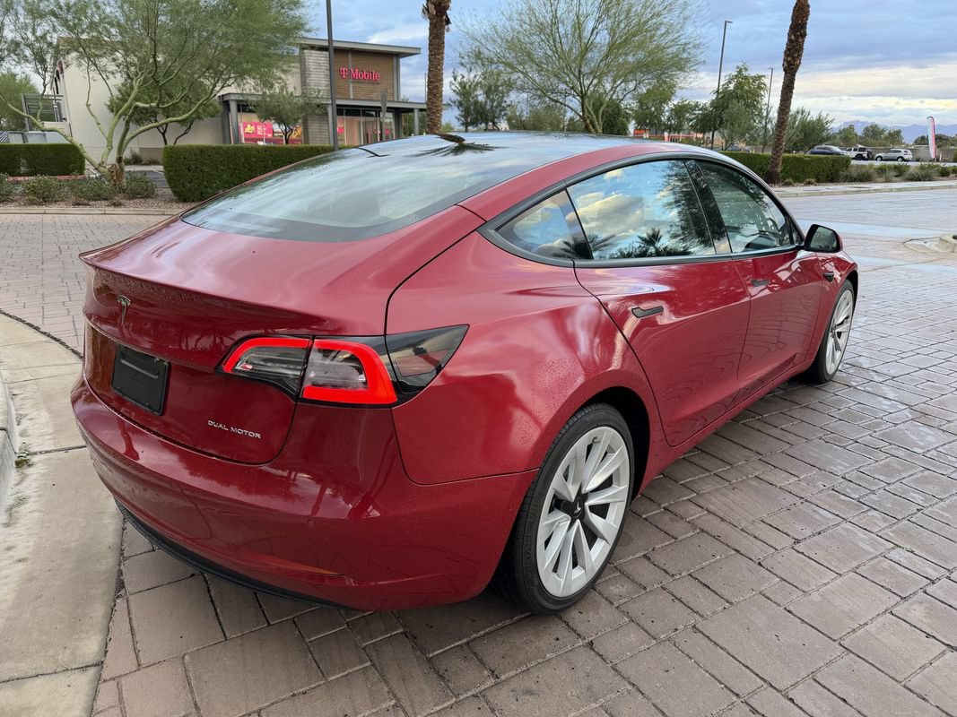 Used 2022 Tesla Model 3 Long Range AWD/4WD image 3