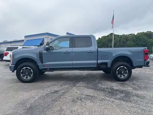 Used 2023 Ford F350 Lariat w/ Lariat Ultimate Package AWD/4WD image 6