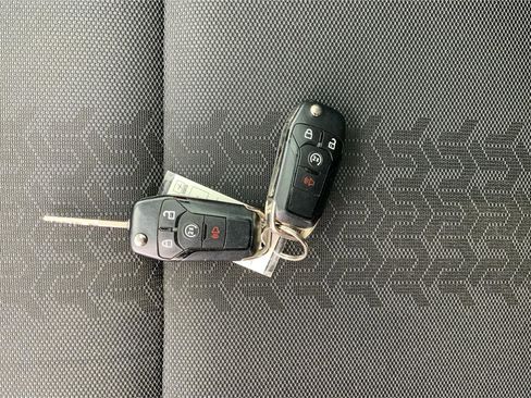 Used 2018 Ford F150 XLT w/ Equipment Group 302A Luxury AWD/4WD image 36