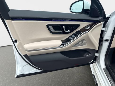 New 2026 Mercedes-Benz S 500 4MATIC image 16