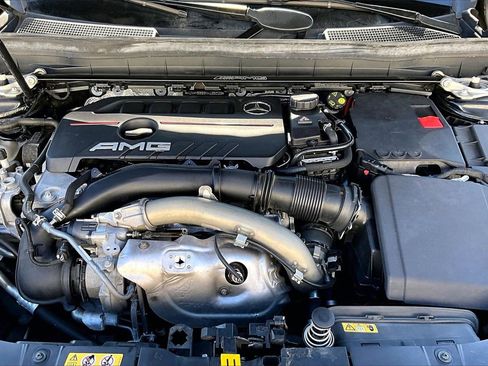 Used 2022 Mercedes-Benz GLB 35 AMG 4MATIC image 34