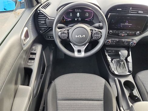 Certified 2023 Kia Soul EX image 12