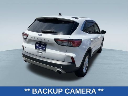 Used 2021 Ford Escape SE w/ Convenience Package FWD image 3