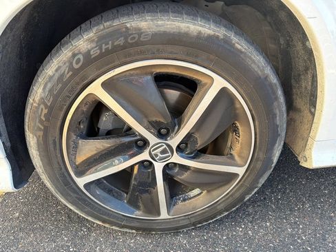 Certified 2019 Honda HR-V Touring image 11