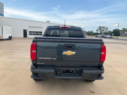 Used 2020 Chevrolet Colorado Z71 AWD/4WD image 37