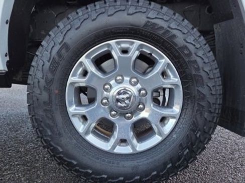 Used 2019 RAM 3500 Laramie image 6