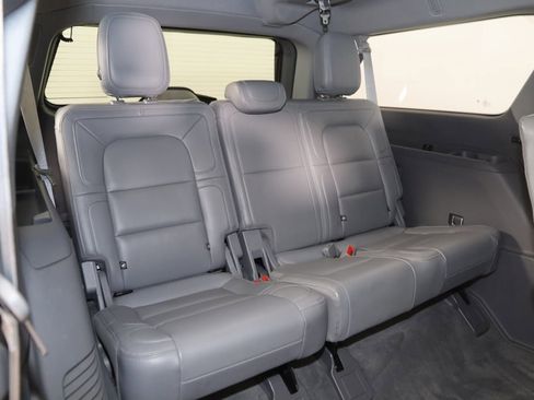 Used 2021 Lincoln Navigator L Reserve w/ Luxury Package image 15