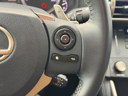 Used 2015 Lexus IS 250 AWD image 12