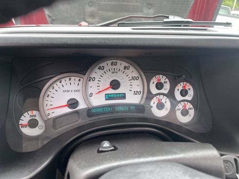 Used 2003 HUMMER H2 w/ Preferred Equipment Group AWD/4WD image 10