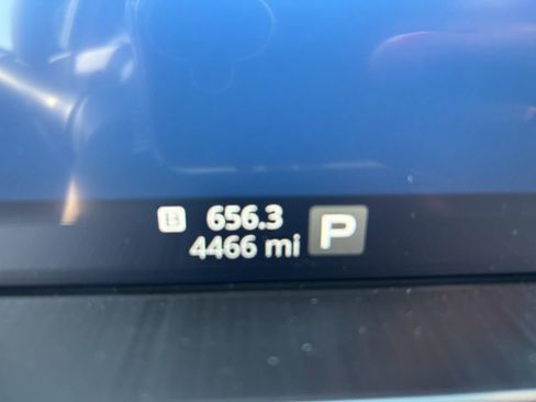 Used 2026 Subaru Outback Premium image 1